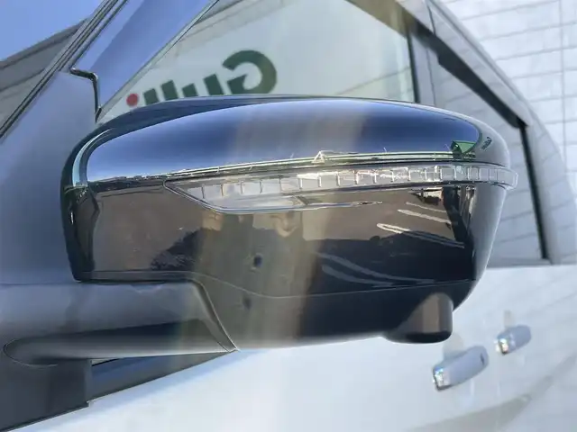 日産 セレナ ハイウェイスター V 福岡県 2021(令3)年 3.1万km ブリリアントホワイトパール 2トーン 純正10型SDナビ(フルセグTV/CD/DVD/BT/HDMI)アラウンドビューモニター後席モニタープロパイロットBSM両側パワスラドラレコETCデジタルインナーミラー純正LEDヘッドライト純正フロアマット純正16インチアルミホイールプッシュスタートスマートキー