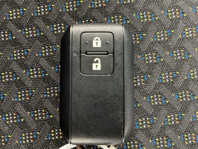 スズキ ハスラー HYBRID G 岐阜県 2021(令3)年 0.6万km ブルーイッシュブラックパール3 社外カーオーディオ　/　(AM/FM/CD/Bluetooth/USB)/衝突軽減ブレーキ　/レーンキープアシスト　/コーナーセンサー　/シートヒーター　/オートライト　/純正フロアマット　/ステアリングリモコン　/プッシュスタート　/ドアバイザー