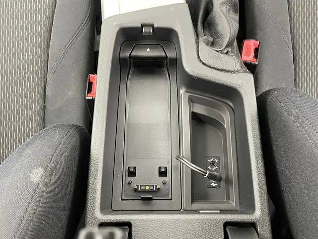 ＢＭＷ ３２０ｉ ツーリング 大分県 2014(平26)年 5万km アルピンホワイトⅢ 純正ナビ/（Bluetooth/AM/FM/CD/DVD)/バックカメラ/パワーバックドア/衝突軽減ブレーキ/レーンキープアシスト/前席パワーシート/ETC/ステアリングスイッチ/純正アルミホイール/MT付きAT/走行モード切替/（コンフォート/ECOPRO/sports）/保証書・取扱説明書