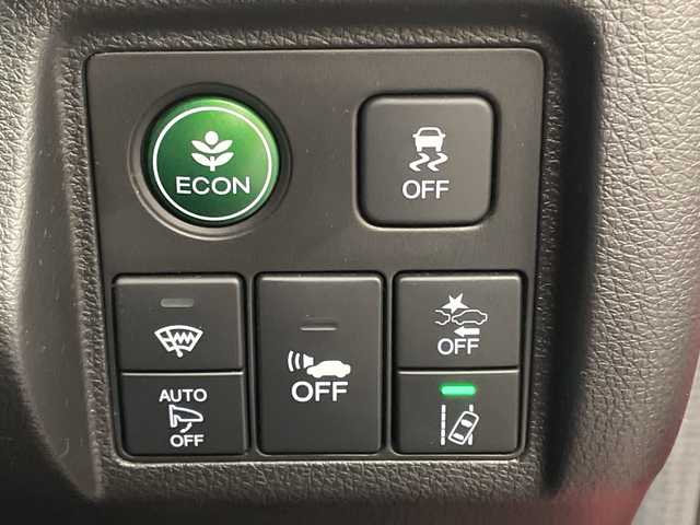 ホンダ ヴェゼル ハイブリッド RS ホンダセンシング 愛媛県 2018(平30)年 4.9万km プレミアムクリスタルレッドM 純正ナビ　フルセグＴＶ　バックカメラ　Ｂｌｕｅｔｏｏｔｈ　衝突被害軽減ブレーキ　シートヒーター　アダプティブクルーズコントロール　レーンアシスト　ビルトインＥＴＣ　ＬＥＤライト　パドルシフト　禁煙車