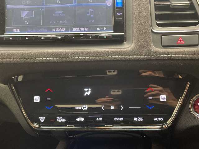 ホンダ ヴェゼル ハイブリッド RS ホンダセンシング 愛媛県 2018(平30)年 4.9万km プレミアムクリスタルレッドM 純正ナビ　フルセグＴＶ　バックカメラ　Ｂｌｕｅｔｏｏｔｈ　衝突被害軽減ブレーキ　シートヒーター　アダプティブクルーズコントロール　レーンアシスト　ビルトインＥＴＣ　ＬＥＤライト　パドルシフト　禁煙車