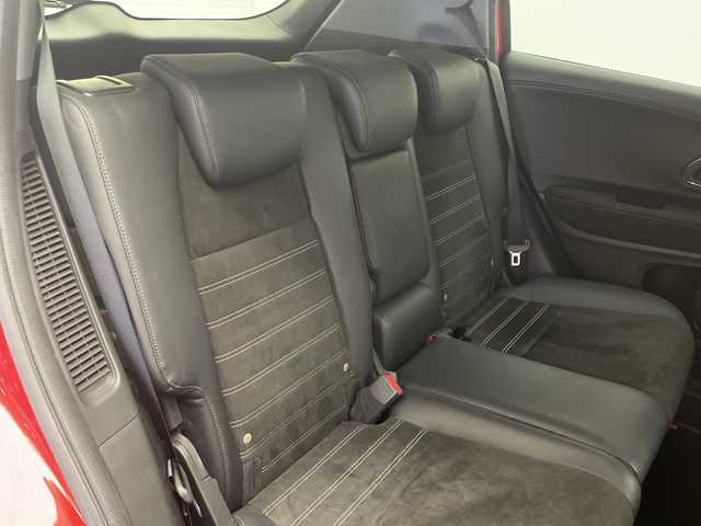 ホンダ ヴェゼル ハイブリッド RS ホンダセンシング 愛媛県 2018(平30)年 4.9万km プレミアムクリスタルレッドM 純正ナビ　フルセグＴＶ　バックカメラ　Ｂｌｕｅｔｏｏｔｈ　衝突被害軽減ブレーキ　シートヒーター　アダプティブクルーズコントロール　レーンアシスト　ビルトインＥＴＣ　ＬＥＤライト　パドルシフト　禁煙車