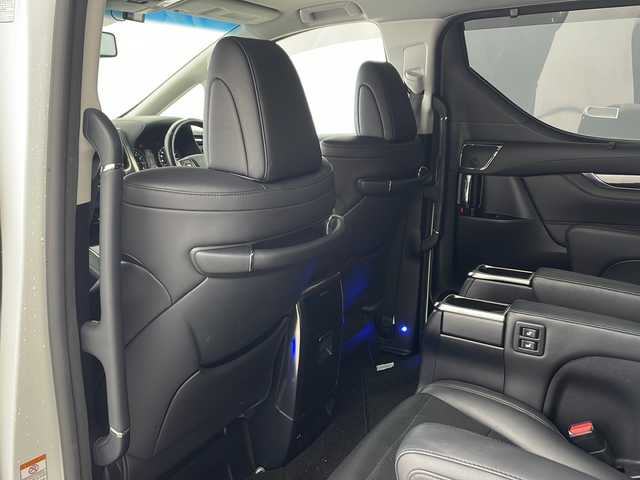 トヨタ ヴェルファイア Z Gエディション 兵庫県 2016(平28)年 4.5万km ホワイトパールクリスタルシャイン ・アルパインBIGXナビ/・CD・DVD・BT・SD/・フルセグTV/・バックカメラ/・ビルトインETC/・サンルーフ/・両側パワースライドドア/・社外デジタルインナーミラー/・GPSレーダー/・レーダークルーズコントロール/・インテリジェンスクリアランスソナー/・クリアランスソナー/・AC１００V充電/・前方ドライブレコーダー/・電動リアゲート/・電動パーキングブレーキ/・オートホールド/・ステアリングヒーター/・ステアリングスイッチ/・レザーシート/・シートヒーター/・前席パワーシート/・運転席パワーシートメモリ機能/・アルパイン12.8インチ後席モニター/・テイン車高調/・MTモード付AT/・シルクブレイズ社外エアロ/・LEDヘッドライト/・フォグランプ/・社外LEDテールランプ（純正積載）/・純正ドアバイザー/・純正フロアマット/・電動格納ミラー/・WORK社外21インチホイール/・スマートキー