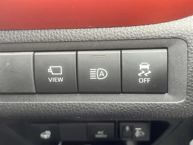 トヨタ アクア Z 島根県 2023(令5)年 6万km プラチナホワイトパールマイカ 純正１０．５型ナビ　/Ｂｌｕｅｔｏｏｔｈ接続　/全方位／バックカメラ　/ＥＴＣ　/ミラー一体型前後ドライブレコーダー　/クルーズコントロール　/ブラインドスポットモニター　/ヘッドアップディスプレイ　/パーキングアシスト/前後コーナーセンサー　/運転席パワーシート/前席シートヒーター　/ステアリングヒーター/オートハイビーム／ライト　/純正ＬＥＤヘッドライト　/純正１５インチアルミホイール/純正フロアマット