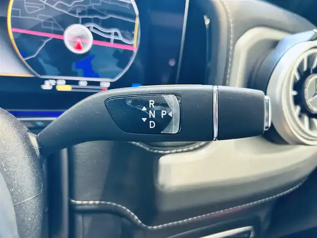 メルセデス・ベンツ ゲレンデヴァーゲン Ｇ４００ｄ AMGライン 大阪府 2022(令4)年 1.1万km 白 サンルーフ/Burmeste/レーダーセーフティ/純正ナビ/TV/360度カメラ/applecarplay/ACC/純正20インチAW/LEDヘッドライト/アンビエントライト/ブラインドスポット/クリアランスソナー/黒革/メモリ付きパワーシート/シートヒーター/パドルシフト/ETC/ドラレコ