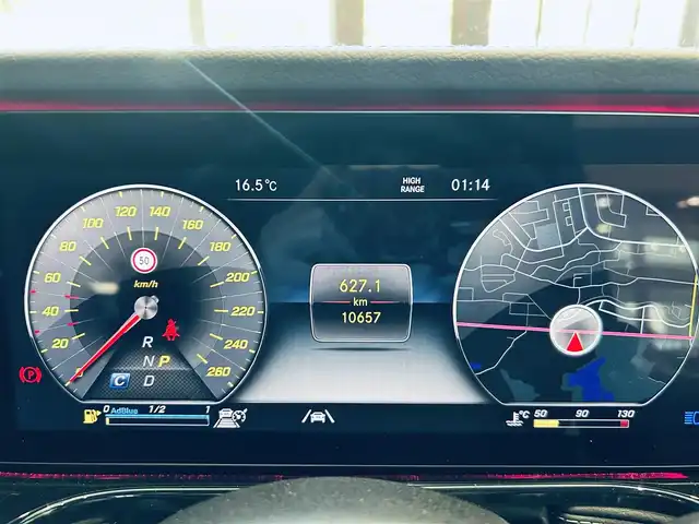 メルセデス・ベンツ ゲレンデヴァーゲン Ｇ４００ｄ AMGライン 大阪府 2022(令4)年 1.1万km 白 サンルーフ/Burmeste/レーダーセーフティ/純正ナビ/TV/360度カメラ/applecarplay/ACC/純正20インチAW/LEDヘッドライト/アンビエントライト/ブラインドスポット/クリアランスソナー/黒革/メモリ付きパワーシート/シートヒーター/パドルシフト/ETC/ドラレコ