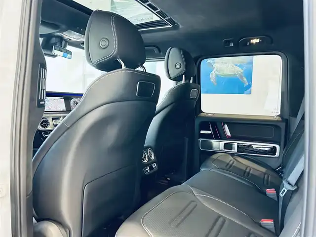 メルセデス・ベンツ ゲレンデヴァーゲン Ｇ４００ｄ AMGライン 大阪府 2022(令4)年 1.1万km 白 サンルーフ/Burmeste/レーダーセーフティ/純正ナビ/TV/360度カメラ/applecarplay/ACC/純正20インチAW/LEDヘッドライト/アンビエントライト/ブラインドスポット/クリアランスソナー/黒革/メモリ付きパワーシート/シートヒーター/パドルシフト/ETC/ドラレコ