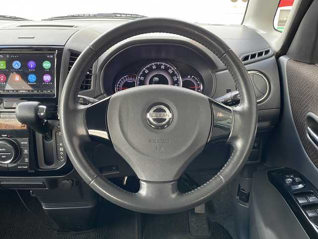 日産 ルークス ハイウェイスター ターボ 広島県 2010(平22)年 6.9万km スノーパールホワイト 禁煙車/ターボ/社外ディスプレイオーディオ（ATOTO）/・USB/AppleCarPlay/AndroidAuto/Bluetooth/SD/バックカメラ/両側パワースライドドア/革巻きステアリング/オートライト/電動格納ウィンカーミラー/HIDヘッドライト/フォグランプ/スマートキー/プッシュスタート/スペアキー/純正ドアバイザー/純正フロアマット/W+サイドエアバック/社外15インチアルミホイール