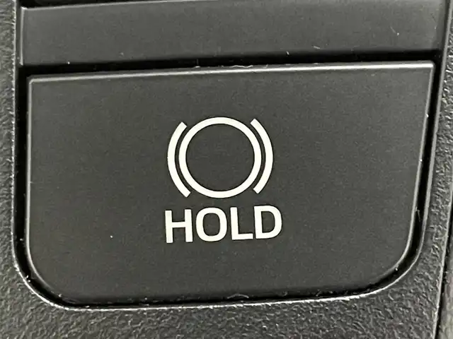 トヨタ アルファード S Cパッケージ 道央・札幌 2018(平30)年 5.9万km ブラック ・４WD/・純正SDナビゲーション/　CD/DVD/フルセグ/BT/USB/HDMI/・純正フリップダウンモニター/・純正ビルトインETC2.0/・両側パワースライドドア/・プリクラッシュセーフティ/・横滑り防止装置/・レーダークルーズコントロール/・レーンキープアシスト/・前後コーナーセンサー/・前席シートヒーター/ベンチレーション/・前席パワーシート（D席メモリー付き）/・レザーシート/・オートライト/・オートマチックハイビーム/・LEDヘッドライト/・フロントフォグライト/・MTモード付AT/・スマートキー/・プッシュスタート/・スペアキー1本/・純正フロアマット/・純正AW１８インチ/・カーテンエアバッグ/・取説有