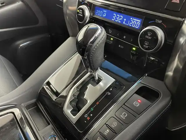 トヨタ アルファード S Cパッケージ 道央・札幌 2018(平30)年 5.9万km ブラック ・４WD/・純正SDナビゲーション/　CD/DVD/フルセグ/BT/USB/HDMI/・純正フリップダウンモニター/・純正ビルトインETC2.0/・両側パワースライドドア/・プリクラッシュセーフティ/・横滑り防止装置/・レーダークルーズコントロール/・レーンキープアシスト/・前後コーナーセンサー/・前席シートヒーター/ベンチレーション/・前席パワーシート（D席メモリー付き）/・レザーシート/・オートライト/・オートマチックハイビーム/・LEDヘッドライト/・フロントフォグライト/・MTモード付AT/・スマートキー/・プッシュスタート/・スペアキー1本/・純正フロアマット/・純正AW１８インチ/・カーテンエアバッグ/・取説有