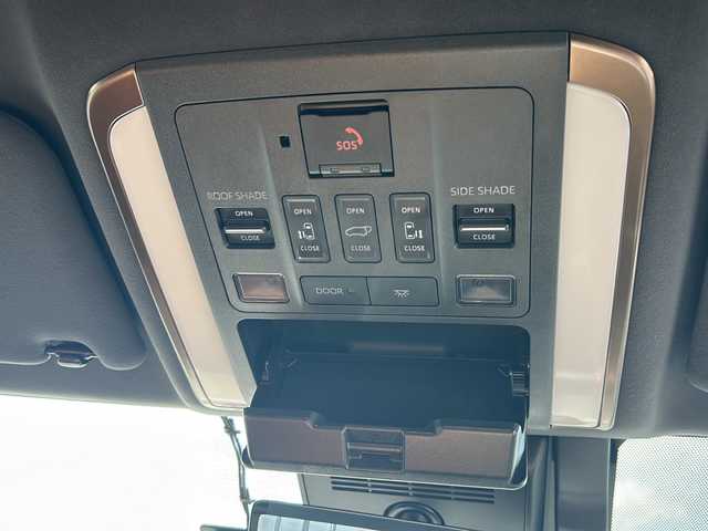 トヨタ ヴェルファイア ハイブリット Z プレミア 香川県 2023(令5)年 6.7万km プラチナホワイトパールマイカ 純正14インチHDディスプレイオーディオPlus（フルセグTV/BT)/アラウンドユーモニター/ブラインドスポットモニター/デジタルインナーミラー/後席モニター/ドライバーモニター/純正GRエアロ（フロント，サイド，リア）/両側パワースライドドア/サンルーフ/3列シート/電動リアゲート/ドライブレコーダー/パワーシート/シートヒーター/エアシート/コーナーセンサー/オートマチックハイビーム/シートメモリー/社外マフラー/ビルトインETC2.0