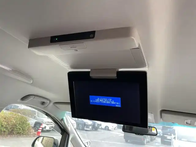 トヨタ ヴェルファイア 2．4Z ゴールデンアイズ 東京都 2013(平25)年 7.6万km ホワイトパールクリスタルシャイン 純正８型ナビ　/後席１１型モニター　/モデリスタエアロ　/電動リアゲート　/ハーフレザー　/両側電動ドア　/クルーズコントロール　/ビルトインＥＴＣ　/純正１８インチＡＷ　/社外１８インチＡＷ車載　/禁煙