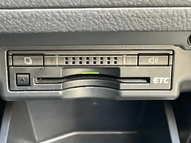 トヨタ ヴェルファイア 2．4Z ゴールデンアイズ 東京都 2013(平25)年 7.6万km ホワイトパールクリスタルシャイン 純正８型ナビ　/後席１１型モニター　/モデリスタエアロ　/電動リアゲート　/ハーフレザー　/両側電動ドア　/クルーズコントロール　/ビルトインＥＴＣ　/純正１８インチＡＷ　/社外１８インチＡＷ車載　/禁煙