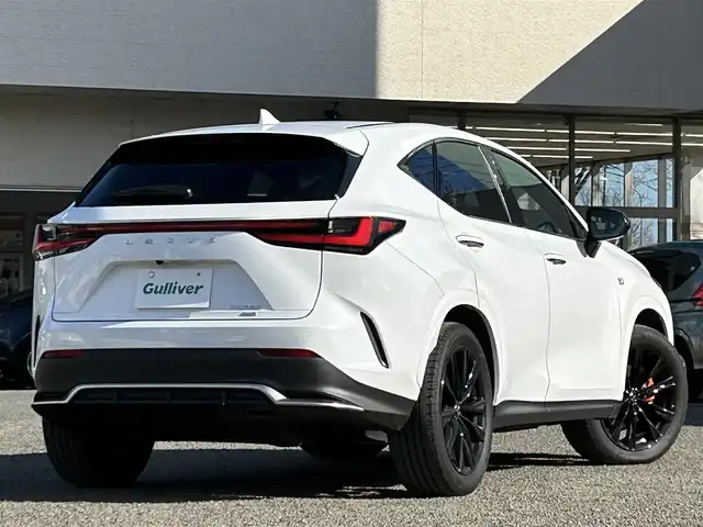 レクサス ＮＸ 350 Fスポーツ 宮城県 2023(令5)年 1.2万km ホワイトノーヴァガラスフレーク １オーナー//純正メモリナビ（フルセグＴＶ、ラジオ、ＢＴ）//純正ＡＷ//３６０°カメラ//ドラレコ//純正フロアマット//スペアキー//デジタルインナーミラー//ヘッドアップディスプレイ//追従型クルコン//レーンキープアシスト//ハンドルヒーター//ビルトインＥＴＣ２．０//ＢＳＭ//電動リアゲート//D・N席パワーシーター//D・N席シートヒーター　エアシート//置くだけ充電//ダウンヒルアシスト//横滑り防止//オートハイビーム//冬用ゴムタイヤ//プッシュスタート