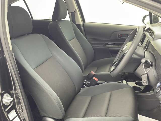 トヨタ アクア S スタイルブラック 宮城県 2017(平29)年 1.7万km ブラックマイカ 禁煙車/Toyota Safety Sense	/・プリクラッシュセーフティ/・レーンディパーチャーアラート/・オートマチックハイビーム/・先行車発進告知/純正ナビ/・BT.CD.DVD.SD.AUX/ワンセグTV/バックカメラ/プッシュスタート/スマートキー/ドライブレコーダー(F)/純正フロアマッド/社外15インチアルミホイール(夏)/【175/65/R15 残3mm】/アイドリングストップ/横滑り防止機能