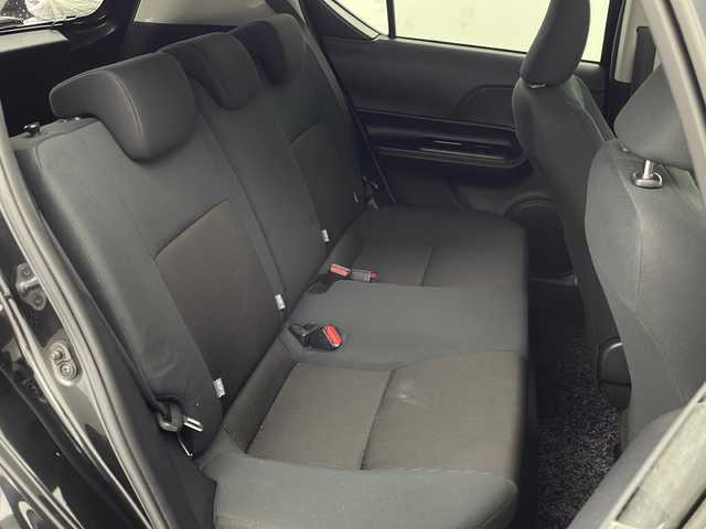 トヨタ アクア S スタイルブラック 宮城県 2017(平29)年 1.7万km ブラックマイカ 禁煙車/Toyota Safety Sense	/・プリクラッシュセーフティ/・レーンディパーチャーアラート/・オートマチックハイビーム/・先行車発進告知/純正ナビ/・BT.CD.DVD.SD.AUX/ワンセグTV/バックカメラ/プッシュスタート/スマートキー/ドライブレコーダー(F)/純正フロアマッド/社外15インチアルミホイール(夏)/【175/65/R15 残3mm】/アイドリングストップ/横滑り防止機能