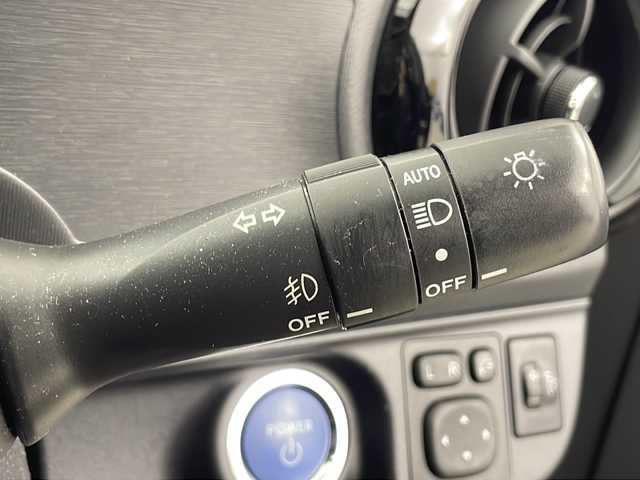 トヨタ アクア S スタイルブラック 宮城県 2017(平29)年 1.7万km ブラックマイカ 禁煙車/Toyota Safety Sense	/・プリクラッシュセーフティ/・レーンディパーチャーアラート/・オートマチックハイビーム/・先行車発進告知/純正ナビ/・BT.CD.DVD.SD.AUX/ワンセグTV/バックカメラ/プッシュスタート/スマートキー/ドライブレコーダー(F)/純正フロアマッド/社外15インチアルミホイール(夏)/【175/65/R15 残3mm】/アイドリングストップ/横滑り防止機能