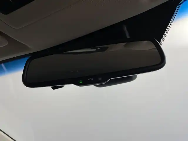 レクサス ＮＸ 300 Iパッケージ 鹿児島県 2019(平31)年 3.9万km プラチナムシルバーメタリック ・純正ナビ/・フルセグTV　BT/・パノラミックビューモニター/・バック フロントカメラ/・レーダークルコン/・合皮シート/・シートヒーター/・メモリー付きパワーシート/・パワーバックドア/・前後コーナーセンサー/・ブラインドスポットモニター/・3眼LEDライト/・パドルシフト/・ステアリングヒーター/・オートハイビーム/・ビルトインETC2.0