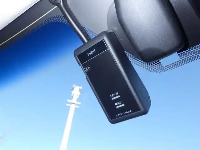 レクサス ＮＸ 300 Iパッケージ 千葉県 2019(平31)年 3.9万km プラチナムシルバーメタリック Lexus Safety System+/・プリクラッシュセーフティ/・レーンディパーチャーアラート/・オートハイビーム/・レーダークルーズコントロール/・ブラインドスポットモニター/純正SDナビ/地デジTV/【DVD/CD再生機能　Bluetooth接続】/パノラミックビューモニター/革巻きステアリング/ステアリングスイッチ/ステアリングヒーター/パドルシフト/ETC（2.0）/LEDヘッドライト/フォグライト/ウインカーミラー/クリアランスソナー/純正18インチアルミホイル/サイド/カーテンエアバッグ/スマートキー