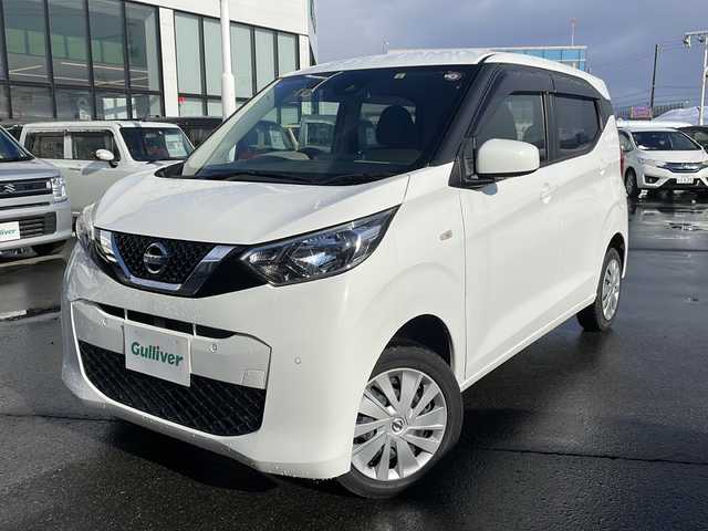 日産 デイズ S 青森県 2019(令1)年 3.5万km ホワイト ・4WD/・純正ナビ/・ワンセグ/・AM/FM/CD/AUX/・Bluetooth/・衝突軽減ブレーキ/・車線逸脱防止装置/・アイドリングストップ/・前後コーナーセンサー/・シートヒーター(D＋N席)/・キーレスキー/・ライトレベライザー/・電動格納ミラー/・保証書/取説