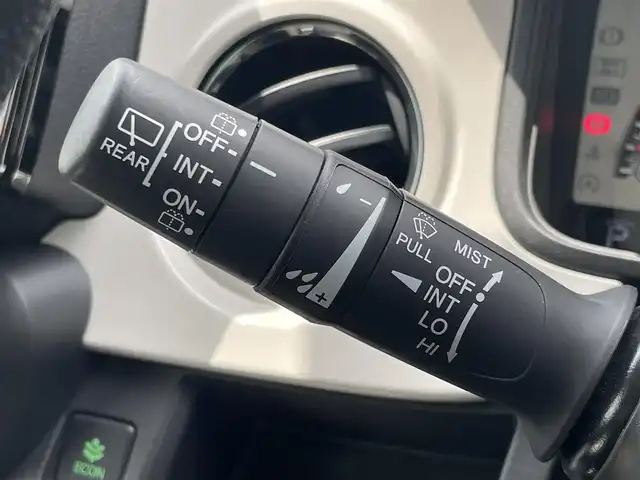 ホンダ Ｎ ＯＮＥ オリジナル 香川県 2021(令3)年 0.9万km フレームレッド 純正メモリナビ/(VXM-204VFi)/(フルセグTV/CD/DVD/Bluetooth/USB/SD/AUX/iPod)/バックカメラ/ホンダセンシング/クルーズコントロール追従走行有り/コーナーセンサー(後のみ)/横滑り防止装置/衝突被害軽減システム/レーンキープアシスト/純正ドライブレコーダー(前のみ)/ステアリングスイッチ/スマートキー/スペアキー1本