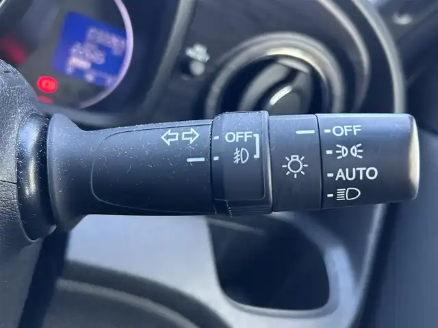 ホンダ Ｎ ＯＮＥ プレミアム 滋賀県 2018(平30)年 3.3万km プラチナホワイトパール ガソリン/2WD(FF)/CVT/7インチ純正ディスプレイオーディオ/(FM/AM/CD/ワンセグ/USB)/クルーズコントロール/バックカメラ/ETC/純正AW付きサマータイヤ積込み/電動格納ミラー/革巻きステアリング/ステアリングスイッチ/オートライト/キセノンライト/フロントフォグ/フルオートエアコン/プッシュスタート/スマートキー/USB端子/純正フロアマット