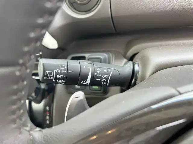 ホンダ Ｎ ＢＯＸ L ターボ 愛媛県 2023(令5)年 1.5万km プラチナホワイトパール 純正ナビ（SD/DVD/バックカメラ/Bluetooth）/純正アルミホイール14/純正フロアマット/両側パワースライドドア/ABS/横滑り防止装置/コーナーセンサー/レーンアシスト/オートライト/衝突被害軽減システム/ダブル＋サイドエアバック/カーテンエアバック/ETC/LEDライト