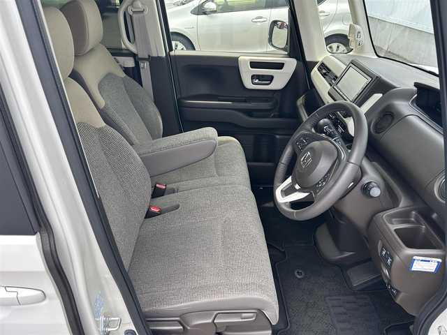 ホンダ Ｎ ＢＯＸ L ターボ 愛媛県 2023(令5)年 1.5万km プラチナホワイトパール 純正ナビ（Bluetooth/SD/CD/DVD/フルセグTV)/バックカメラ/前後ドライブレコーダー/両側パワースライドドア/ETC/Honda SENSING/衝突軽減ブレーキ（CMBS）/誤発進抑制機能/歩行者事故低減ステアリング/路外逸脱抑制機能/渋滞追従機能付アダプティブクルーズコントロール（ACC）/車線維持支援システム（LKAS）/先行車発進お知らせ機能/標識認識機能/後方誤発進抑制機能/LEDヘッドライト/オートマチックハイビーム/純正フロアマット/プッシュスタート/スマートキー