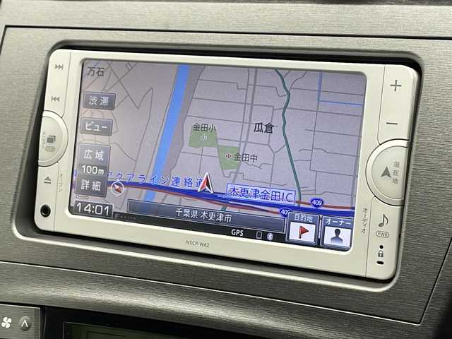 トヨタ プリウス S 千葉県 2013(平25)年 7.8万km ブラック 純正SDナビ【NSCP-W62】/　(AM/FM/CD/SD/TV/Bluetooth)/純正15インチアルミホイール/フォグランプ/ステアリングスイッチ/ETC/純正ドアバイザー/純正フロアマット/電動格納ウィンカーミラー/横滑り防止装置/エアバッグ(W＋サイド)/プッシュスタート/社外アルミホイール付スタッドレスタイヤ車載