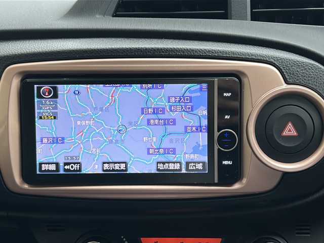 トヨタ ヴィッツ F シエル 神奈川県 2013(平25)年 12.4万km ホワイトパールクリスタルシャイン 4WD/純正ディーラーナビ(CD/DVD/SD/BT/フルセグTV)/バックカメラ/プッシュスタート/スマートキー/ETC/前方ドライブレコーダー/前方コーナーセンサー/オートライト/フォグランプ/純正フロアマット/純正ドアバイザー/ISOFIX/スペアキー×1/保証書