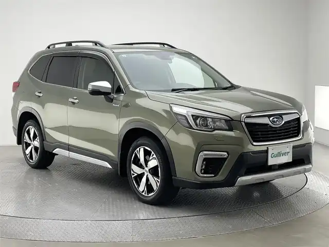 スバル フォレスター ハイブリッド アドバンス 大阪府 2019(令1)年 4.9万km ジャスパーグリーンM 純正8インチナビ/(CN-LR840D)/フルセグ CD DVD BT MSV/バックカメラ　サイドカメラ　フロントカメラ/レーダークルーズコントロール/衝突軽減ブレーキ/レーンキープアシスト/BSM/メモリー付パワーバックドア/スマートリアビューミラー/電子パーキング/AVH/ハーフレザーシート/シートヒーター/パワーシート/LEDヘッドライト/LEDフォグライト/オートライト/ドアバイザー/純正マット/ルーフレール/ステアリングヒーター/スマートキー