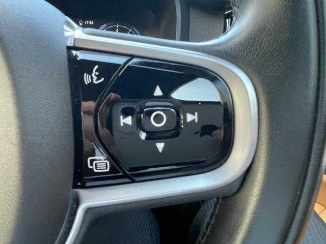 ボルボ Ｖ９０ クロスカントリー T5 AWD サマム 埼玉県 2018(平30)年 4.3万km 黒 茶レザーシート/アダプティブクルーズコントロール/純正HDDナビ/Ａｐｐｌｅ　Ｃａｒ　Ｐｌａｙ/３６０度カメラ/ヘッドアップディスプレイ/ブラインドスポットモニター/エアシート/シートヒーター/フルセグ/ETC