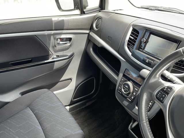 マツダ フレア カスタムスタイル HS 山口県 2015(平27)年 6.2万km シルバー マツダ純正SDナビ【GCX515】/CD/DVD/USB/ワンセグテレビ/Bluetooth/シートヒーター【D席のみ】/純正フロアマット/社外14インチアルミホイール/ステアリングスイッチ/スマートキー/プッシュスタート/スペアキー/フォグランプ/ドアバイザー/アイドリングストップ/レーダーブレーキサポート/盗難防止装置