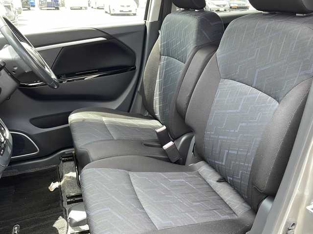 マツダ フレア カスタムスタイル HS 山口県 2015(平27)年 6.2万km シルバー マツダ純正SDナビ【GCX515】/CD/DVD/USB/ワンセグテレビ/Bluetooth/シートヒーター【D席のみ】/純正フロアマット/社外14インチアルミホイール/ステアリングスイッチ/スマートキー/プッシュスタート/スペアキー/フォグランプ/ドアバイザー/アイドリングストップ/レーダーブレーキサポート/盗難防止装置