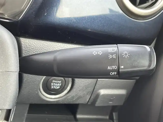 スズキ ハスラー Jスタイル Ⅲ ターボ 大阪府 2018(平30)年 6.7万km ブレイブカーキパール/スチールシルバー 禁煙車/社外ナビ/AM/FM/CD/DVD/衝突軽減ブレーキ/クルーズコントロール/パドルシフト/アイドリングストップ/シートヒーター/ハーフレザー/フロアマット/HID/プッシュスタート/ルーフレール/純正アルミホイール