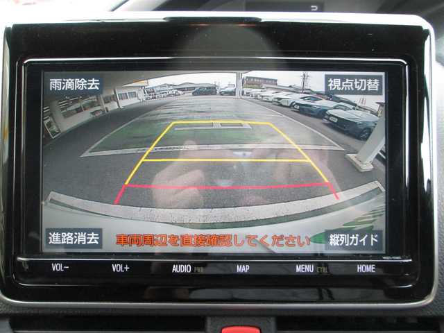 トヨタ ヴォクシー ZS 煌Ⅱ 千葉県 2019(令1)年 5.7万km ホワイトパールクリスタルシャイン ワンオーナー/純正9インチナビ、フルセグTV/バックカメラ/オーディオ【CD/DVD/SD/BT】/純正12.1型フリップダウンモニター/両側パワースライドドア/トヨタセーフティセンス/　・レーンキープアシスト/プリクラッシュセーフティ/　・クリアランスソナー/パーキングサポートブレーキ/LEDヘッドライト&LEDフォグ/純正16インチアルミホイール/ウィンカードアミラー/スイッチ付き革巻きステアリング/アイドリングストップ/スペアタイヤ/前後ドライブレコーダー/ビルトインETC/TVキャンセラー/保証書/取扱説明書/スペアキー
