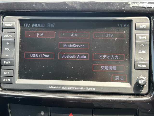 三菱 ＲＶＲ G 熊本県 2010(平22)年 11.9万km カワセミブルーメタリック 純正ナビ/・FM/CD/DVD/USB/バックカメラ/アダプティブクルーズコントロール/横滑り防止機能/革巻きステアリング/・ステアリングリモコン/・パドルシフト/電動格納ミラー/・ウィンカーミラー/ETC/前後ドライブレコーダー/電動格納ミラー/・ウィンカーミラー/フェンダーミラー/オートライト/・フォグランプ/・HIDライト/4WD/トノカバー/純正ドアバイザー/純正フロアマット/社外アルミホイール/スマートキー