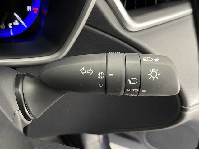 トヨタ カローラ クロス ハイブリッド Z 長野県 2022(令4)年 1.9万km スパークリングブラックパールクリスタルシャイン 4WD/純正ディスプレイオーディオ/バックカメラ/衝突軽減ブレーキ/レーンキープアシスト/レーダークルーズコントロール/ロードサインアシスト/先行車発進機能/前後コーナーセンサー/前席シートヒーター/D席パワーシート/ハーフレザーシート/ビルトインETC/純正エンジンスターター/ステアリングスイッチ/フロントフォグ/純正ドアバイザー/電動ホールド/オートホールド/オートライト/オートハイビーム/電格ミラー/スマートキー/スペアキー