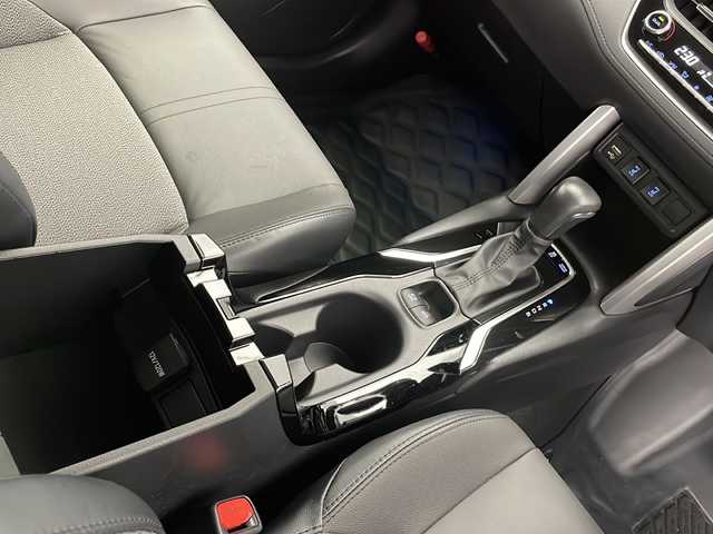 トヨタ カローラ クロス ハイブリッド Z 長野県 2022(令4)年 1.9万km スパークリングブラックパールクリスタルシャイン 4WD/純正ディスプレイオーディオ/バックカメラ/衝突軽減ブレーキ/レーンキープアシスト/レーダークルーズコントロール/ロードサインアシスト/先行車発進機能/前後コーナーセンサー/前席シートヒーター/D席パワーシート/ハーフレザーシート/ビルトインETC/純正エンジンスターター/ステアリングスイッチ/フロントフォグ/純正ドアバイザー/電動ホールド/オートホールド/オートライト/オートハイビーム/電格ミラー/スマートキー/スペアキー