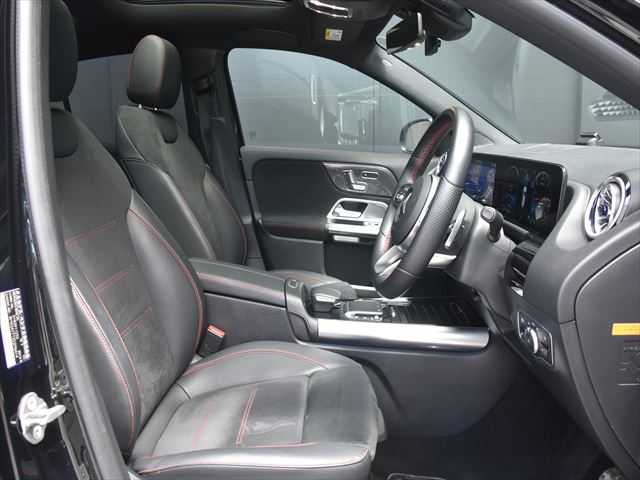メルセデス・ベンツ ＧＬＡ２００ｄ 4マチック AMGライン 和歌山県 2021(令3)年 2.7万km 黒 パノラマルーフ/ACC/BSM/LKA/アンビエントライト/360度カメラ/19インチアルミ/ナビ　TV　BT/レーダーセフティ/ハーフレザー　シートヒーター