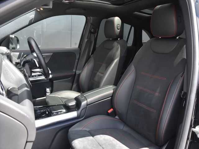 メルセデス・ベンツ ＧＬＡ２００ｄ 4マチック AMGライン 和歌山県 2021(令3)年 2.7万km 黒 パノラマルーフ/ACC/BSM/LKA/アンビエントライト/360度カメラ/19インチアルミ/ナビ　TV　BT/レーダーセフティ/ハーフレザー　シートヒーター