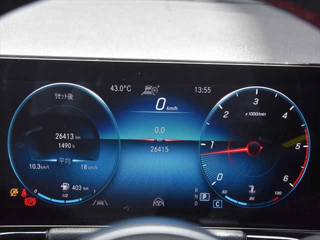 メルセデス・ベンツ ＧＬＡ２００ｄ 4マチック AMGライン 和歌山県 2021(令3)年 2.7万km 黒 パノラマルーフ/ACC/BSM/LKA/アンビエントライト/360度カメラ/19インチアルミ/ナビ　TV　BT/レーダーセフティ/ハーフレザー　シートヒーター