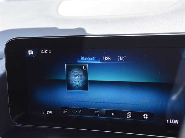 メルセデス・ベンツ ＧＬＡ２００ｄ 4マチック AMGライン 和歌山県 2021(令3)年 2.7万km 黒 パノラマルーフ/ACC/BSM/LKA/アンビエントライト/360度カメラ/19インチアルミ/ナビ　TV　BT/レーダーセフティ/ハーフレザー　シートヒーター