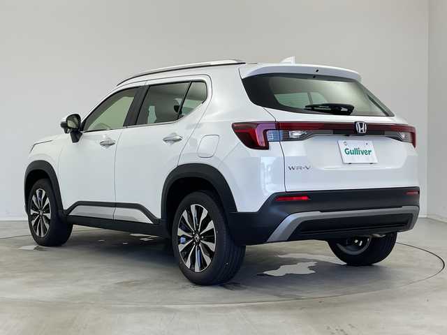 ホンダ ＷＲ－Ｖ Z+ 新潟県 2024(令6)年 0.4万km プラチナホワイトパール 純正メモリナビ/（BT/FM/AM/フルセグTV)/バックカメラ/ステアリングスイッチ/パドルシフト/ハーフレザーシート/電格ミラー/ウィンカーミラー/ヘッドライトレベライザー/ETC/取扱説明書/保証書