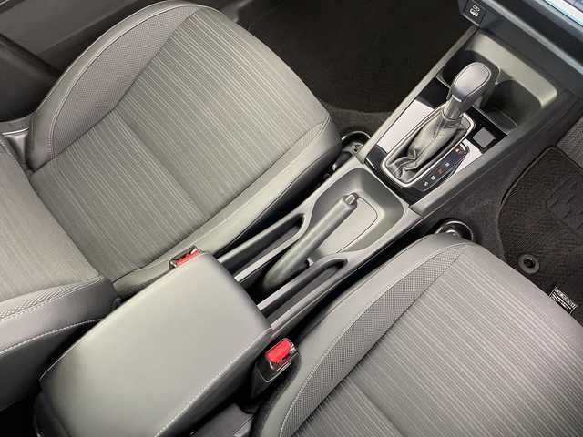ホンダ ＷＲ－Ｖ Z+ 新潟県 2024(令6)年 0.4万km プラチナホワイトパール 純正メモリナビ/（BT/FM/AM/フルセグTV)/バックカメラ/ステアリングスイッチ/パドルシフト/ハーフレザーシート/電格ミラー/ウィンカーミラー/ヘッドライトレベライザー/ETC/取扱説明書/保証書