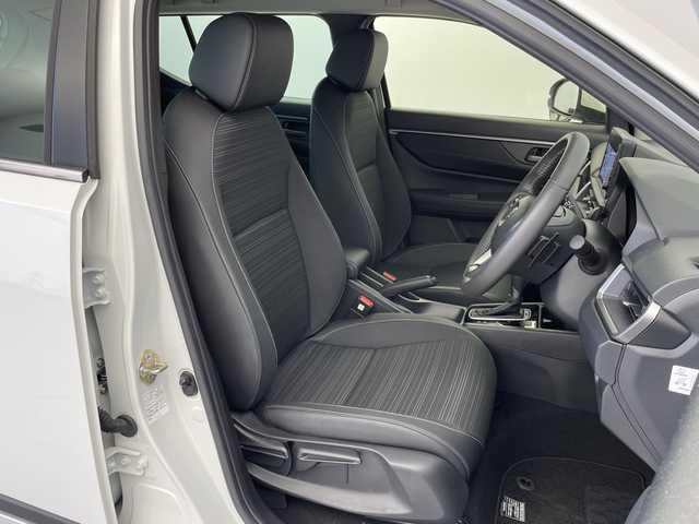 ホンダ ＷＲ－Ｖ Z+ 新潟県 2024(令6)年 0.4万km プラチナホワイトパール 純正メモリナビ/（BT/FM/AM/フルセグTV)/バックカメラ/ステアリングスイッチ/パドルシフト/ハーフレザーシート/電格ミラー/ウィンカーミラー/ヘッドライトレベライザー/ETC/取扱説明書/保証書