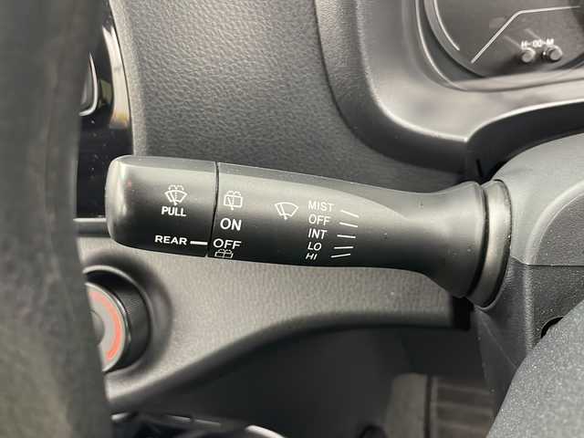 トヨタ ヴィッツ F 秋田県 2019(令1)年 4.3万km ブラックマイカ 4WD/社外ＳＤナビ　/バックカメラ　/ワンセグTV/Bluetooth　/寒冷地仕様　/ＥＴＣ　/社外フロアマット　/ハロゲンライト　/ＵＳＢ入力端子　/リモコンキー　/横滑り防止装置　/パワーステアリング　/パワーウィンドウ　