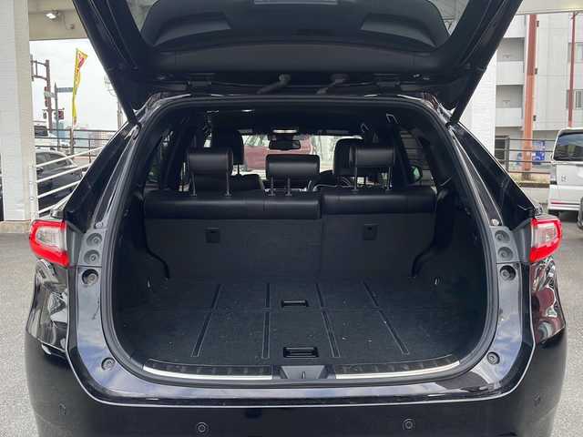 トヨタ ハリアー プレミアム 宮崎県 2017(平29)年 9.6万km スパークリングブラックパールクリスタルシャイン 純正ＳＤナビ　NSZT-Y66T/（ＢＴ/ＣＤ/ＤＶＤ/ＦＭ/ＡＭ/フルセグ)　/レーダークルーズコントロール　/バックカメラ　/オートライト　/オートハイビーム　/レーンキープアシスト　/パワーシートＤ席　/純正ＥＴＣ　/純正アルミホイール/純正フロアマット/横滑り防止装置/電動リアゲート