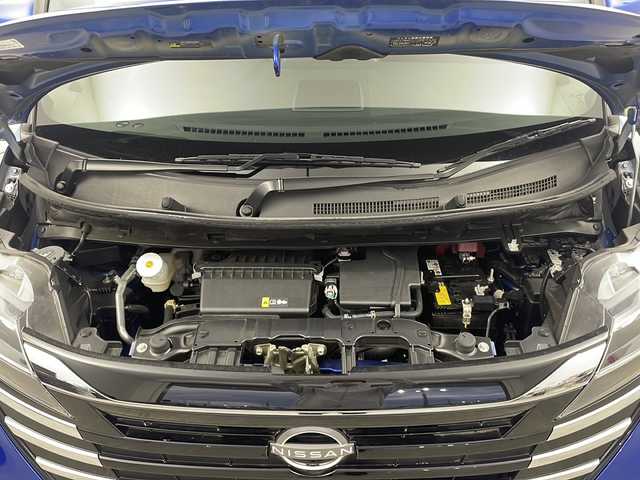 日産 ルークス ハイウェイスター X 栃木県 2023(令5)年 0.3万km オーシャンブルーP 9型純正ナビ/　CD/DVD/Bluetooth/スマートフォン連携/フルセグTV/アラウンドビューモニター/純正ドラレコ /インテリジェントエマージェンシーブレーキ/踏み間違い衝突防止アシスト/車線逸脱防止支援システム/車線逸脱警報/ハイビームアシスト/両側パワースライドドア/ハンズフリードア/純正15インチAW/純正フロアマット/純正ドアバイザー/オートライト/LEDヘッドライト/LEDフォグランプ/プッシュスタート/スマートキー/スペア１本