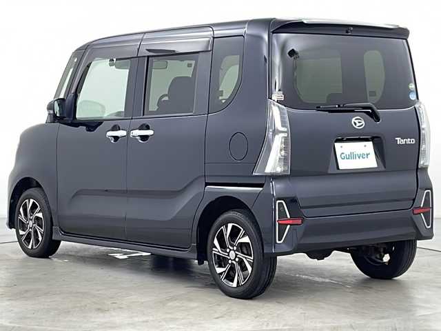 ダイハツ タント カスタム X セレクション 道央・札幌 2020(令2)年 3.3万km パールブラック ・4WD/・純正ナビ&TV&CD&DVD&BT&SD/・両側パワースライドドア/・バックカメラ/・スマートアシスト/・アイドリングストップ/・ステアリングスイッチ/・シートヒーター/・ハーフレザーシート/・ETC/・純正ドライブレコーダー/・オートライト/・LEDヘッドライト/・オートライト/・スマートキー/・スペアキー